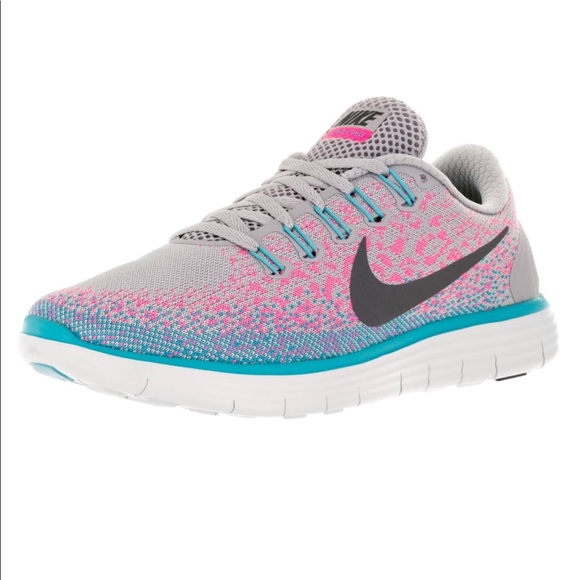 Nike Shoes - Nike Free RN Distance sneakers